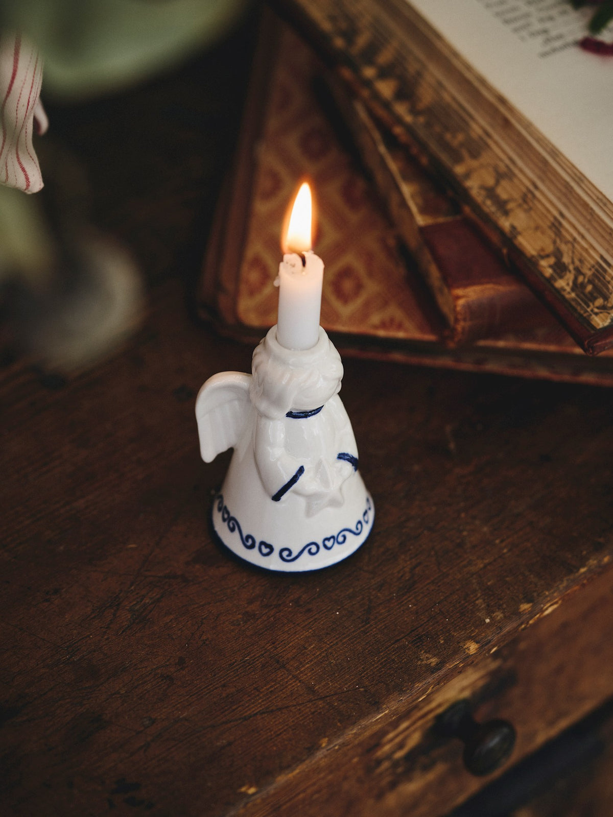 Candle holder angel
