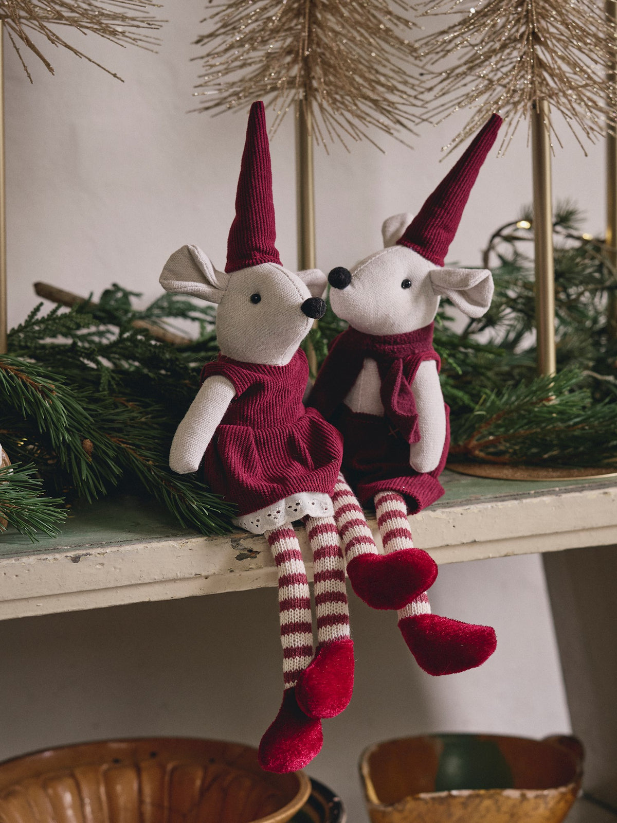 Decorative mouse with hat