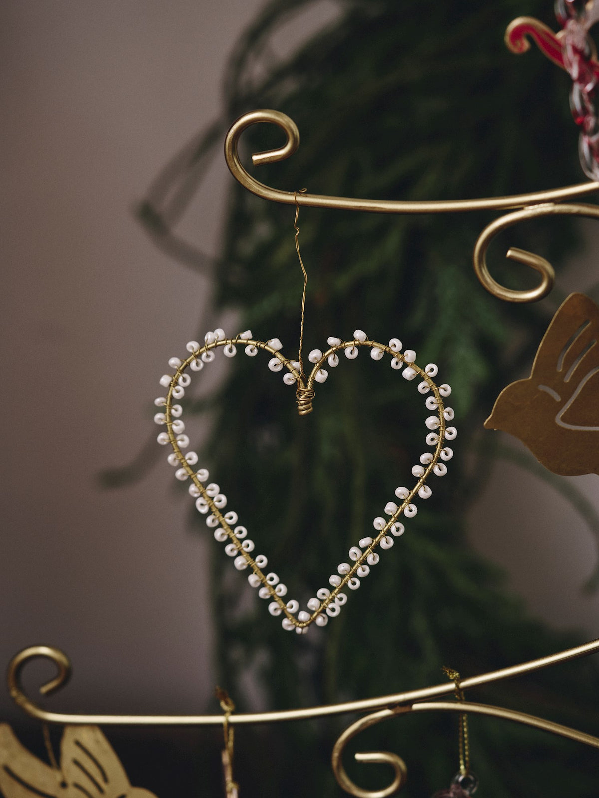 Ornament heart with beads