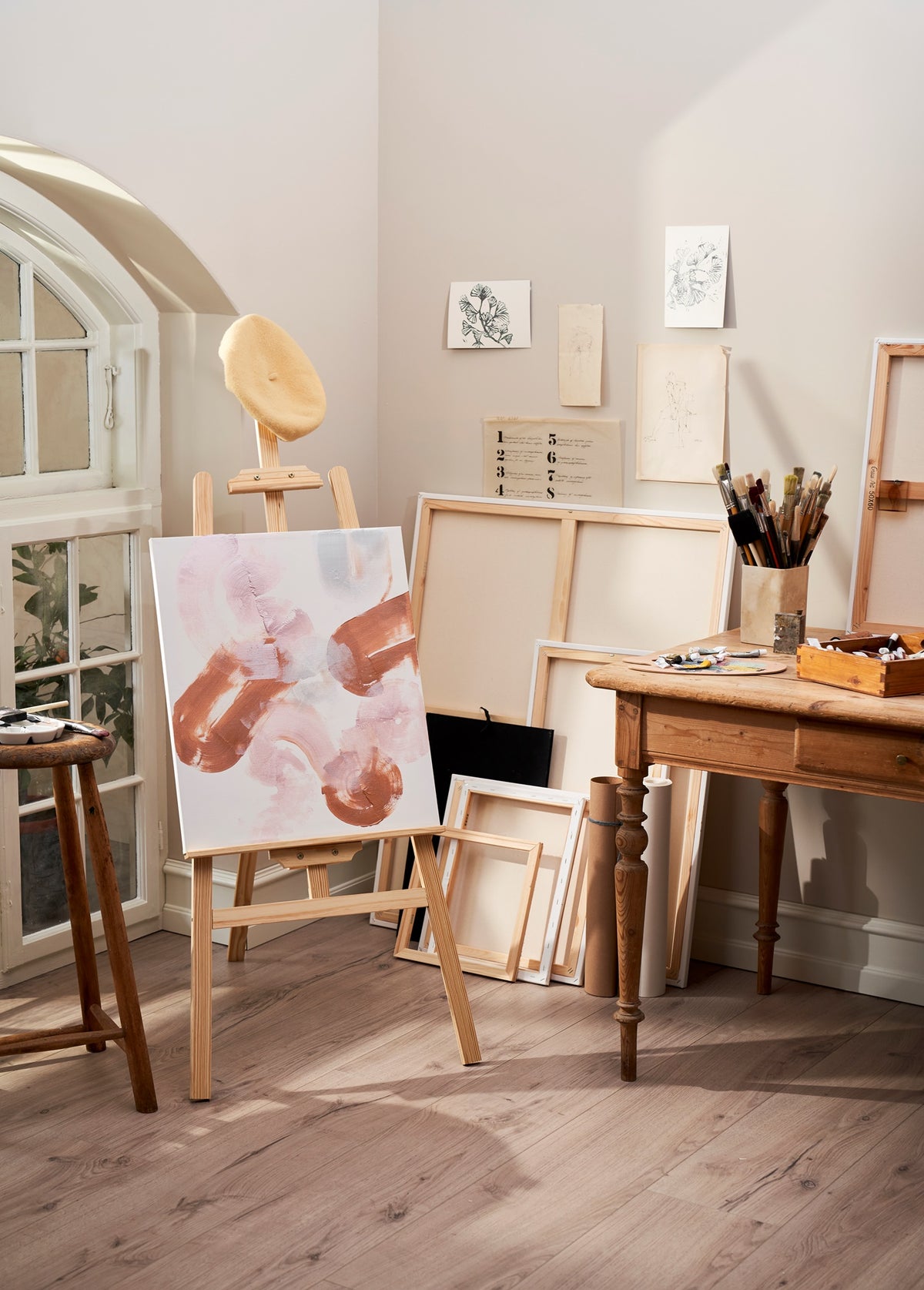 Easel