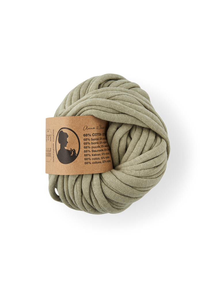 Ribbon yarn