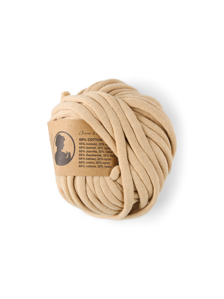 Ribbon yarn