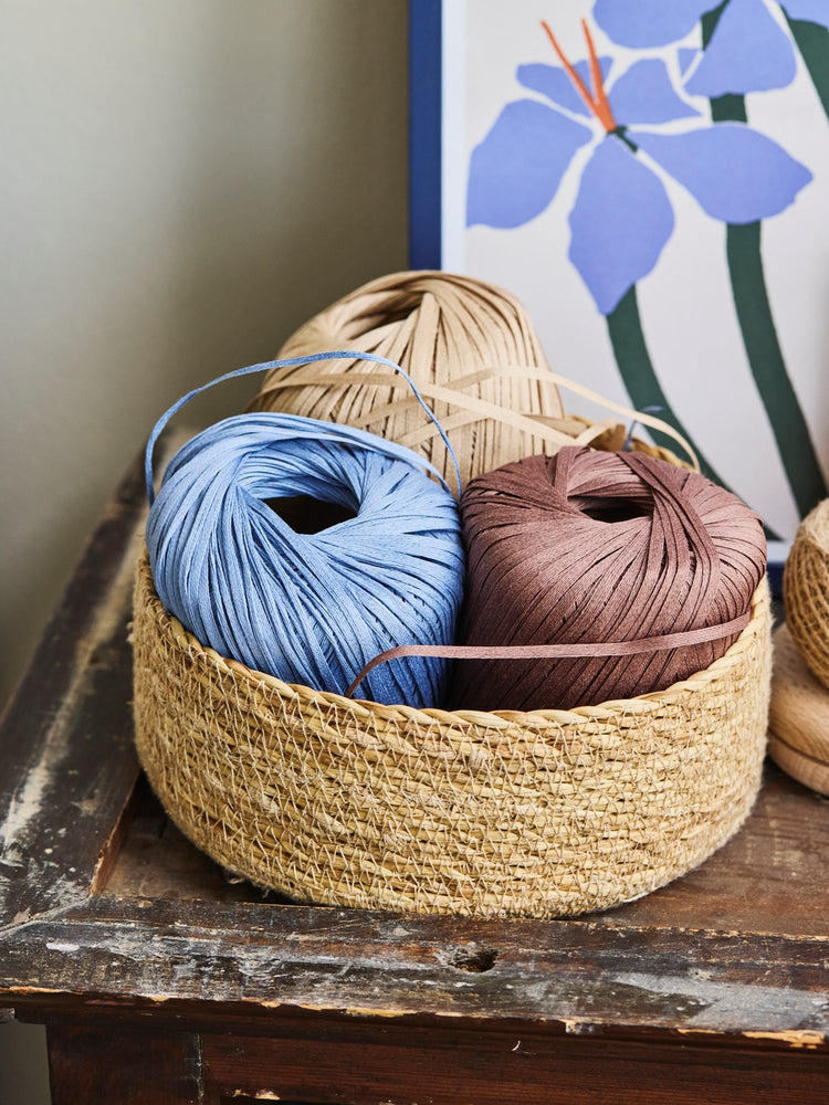 Raffia yarn