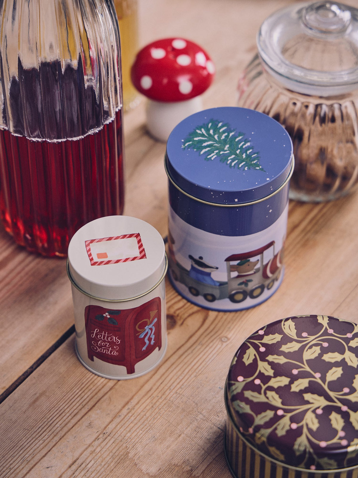 Cookie tin