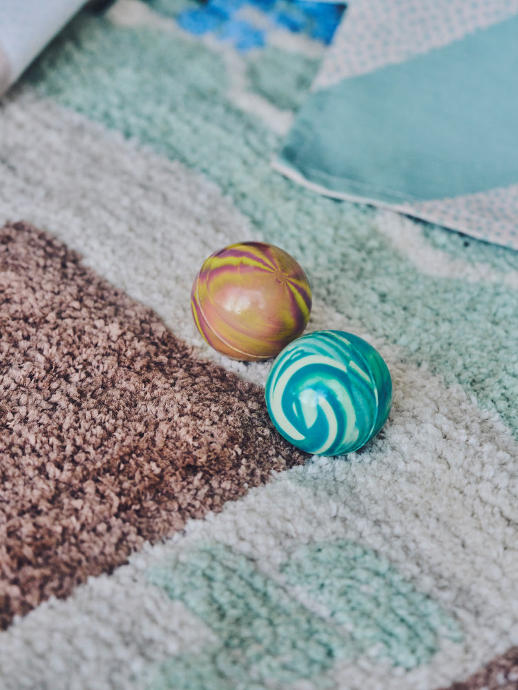 Bouncy balls