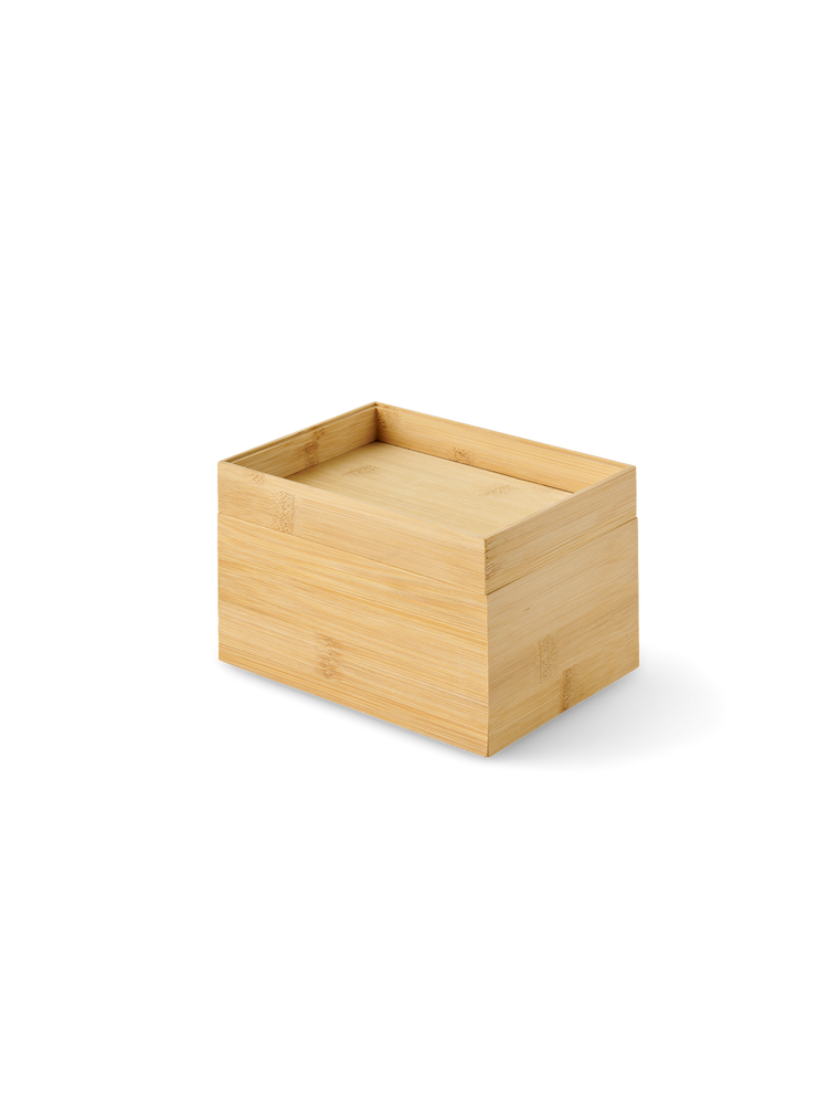 Storage box with lid