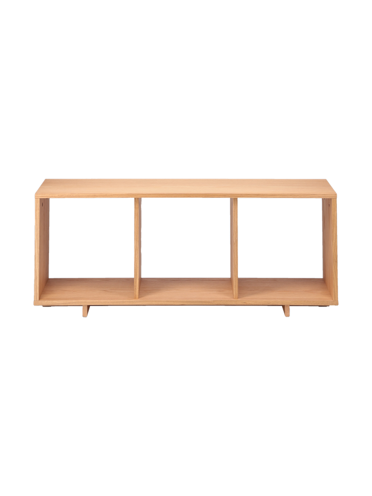 Floor shelf