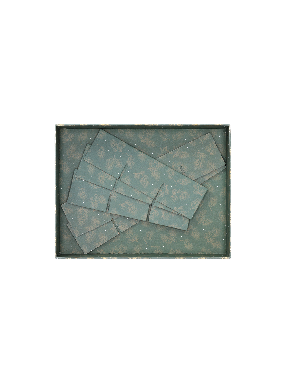 Box with dividers
