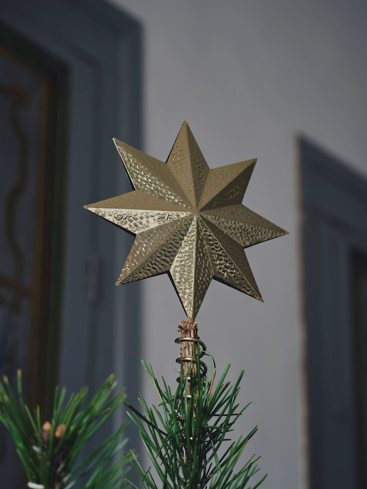 Tree topper star