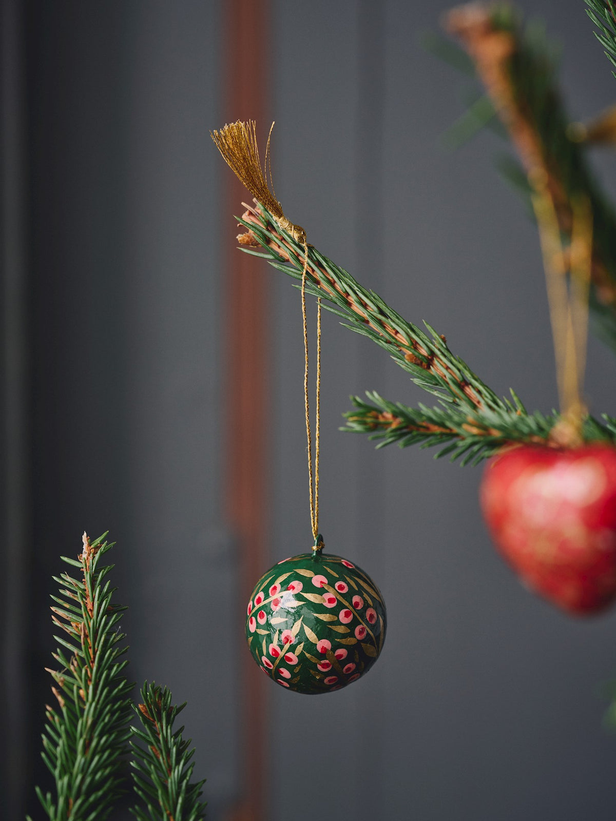 Paper Christmas bauble