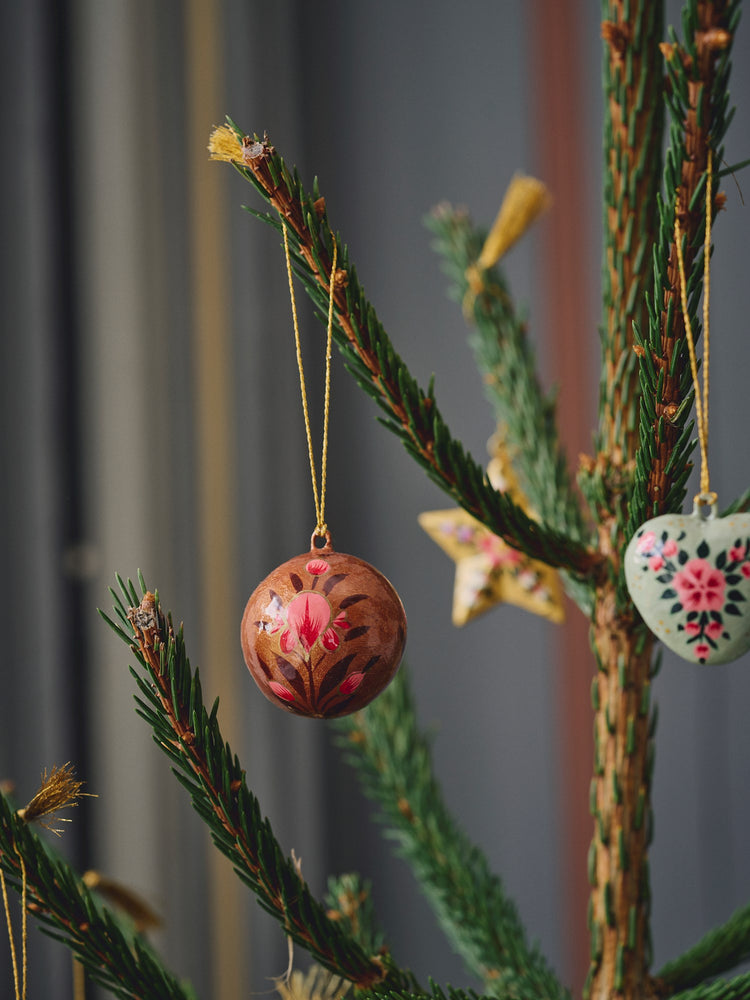 Paper Christmas bauble